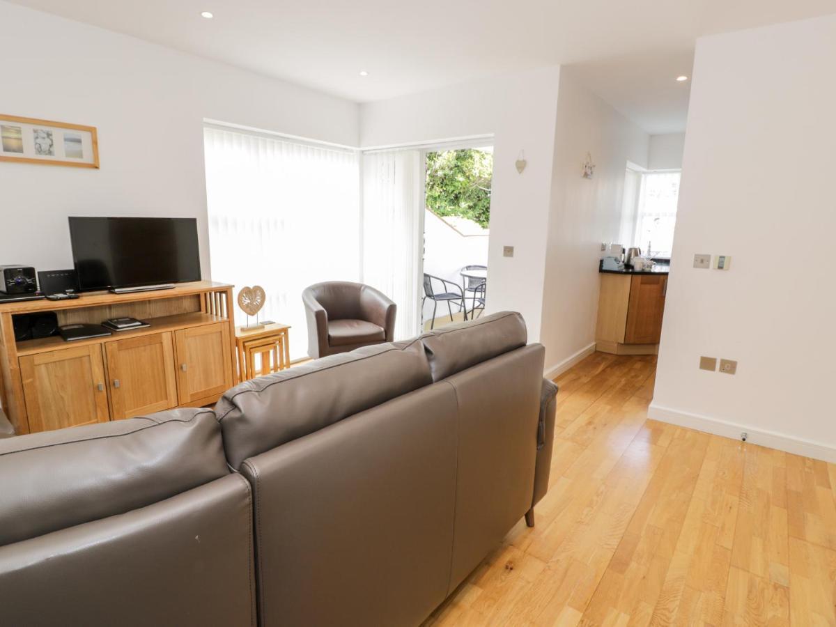 Tides Apartment Benllech Exterior foto