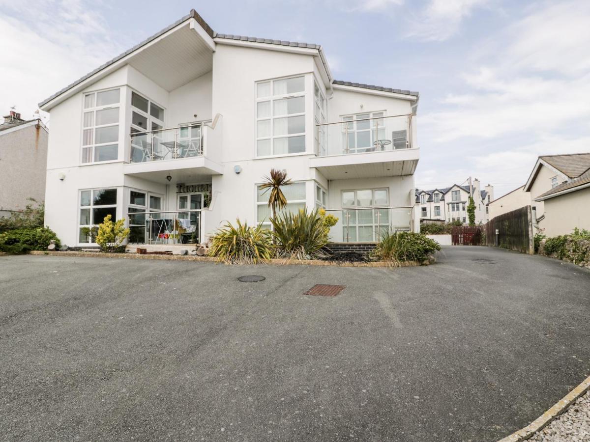 Tides Apartment Benllech Exterior foto