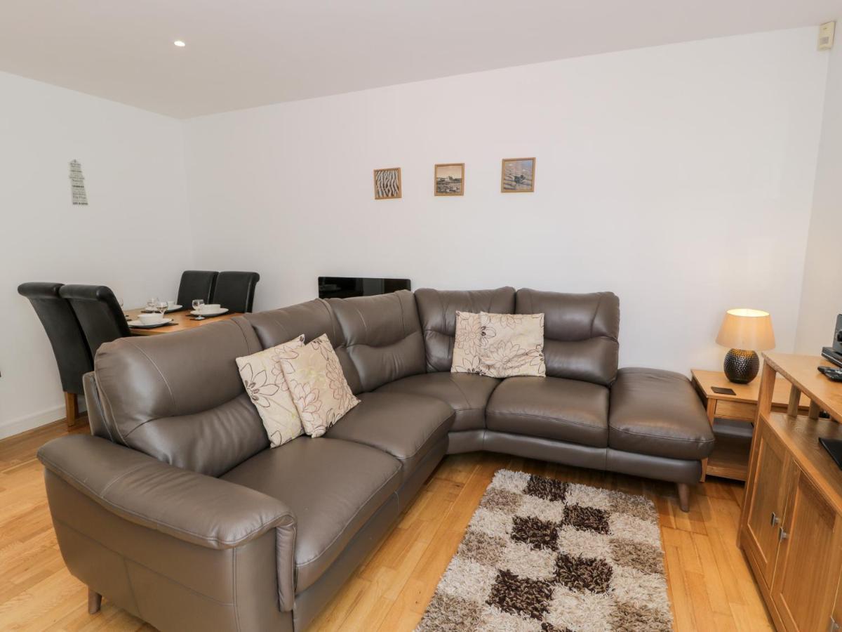 Tides Apartment Benllech Exterior foto