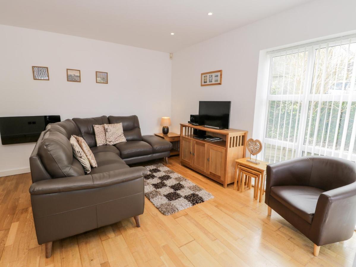 Tides Apartment Benllech Exterior foto
